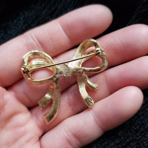 Vintage Bow Gold Tone with Rhinestone Pin Brooch - Picture 5 of 8